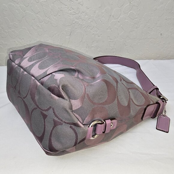 Coach F15067 Lilac & Light Gray Signature Canvas Convertible Duffel Crossbody - Picture 14 of 15